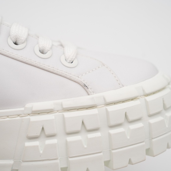 size 39.5eu 9.5 US Prada Double Wheel Platform Sneaker White Nylon - Picture 13 of 16